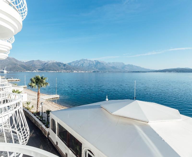 Hotel Azzurro Herceg Novi Exteriér fotografie
