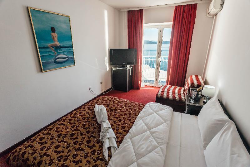 Hotel Azzurro Herceg Novi Exteriér fotografie